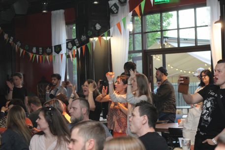 Группа Анимация в Red Finch Pub 