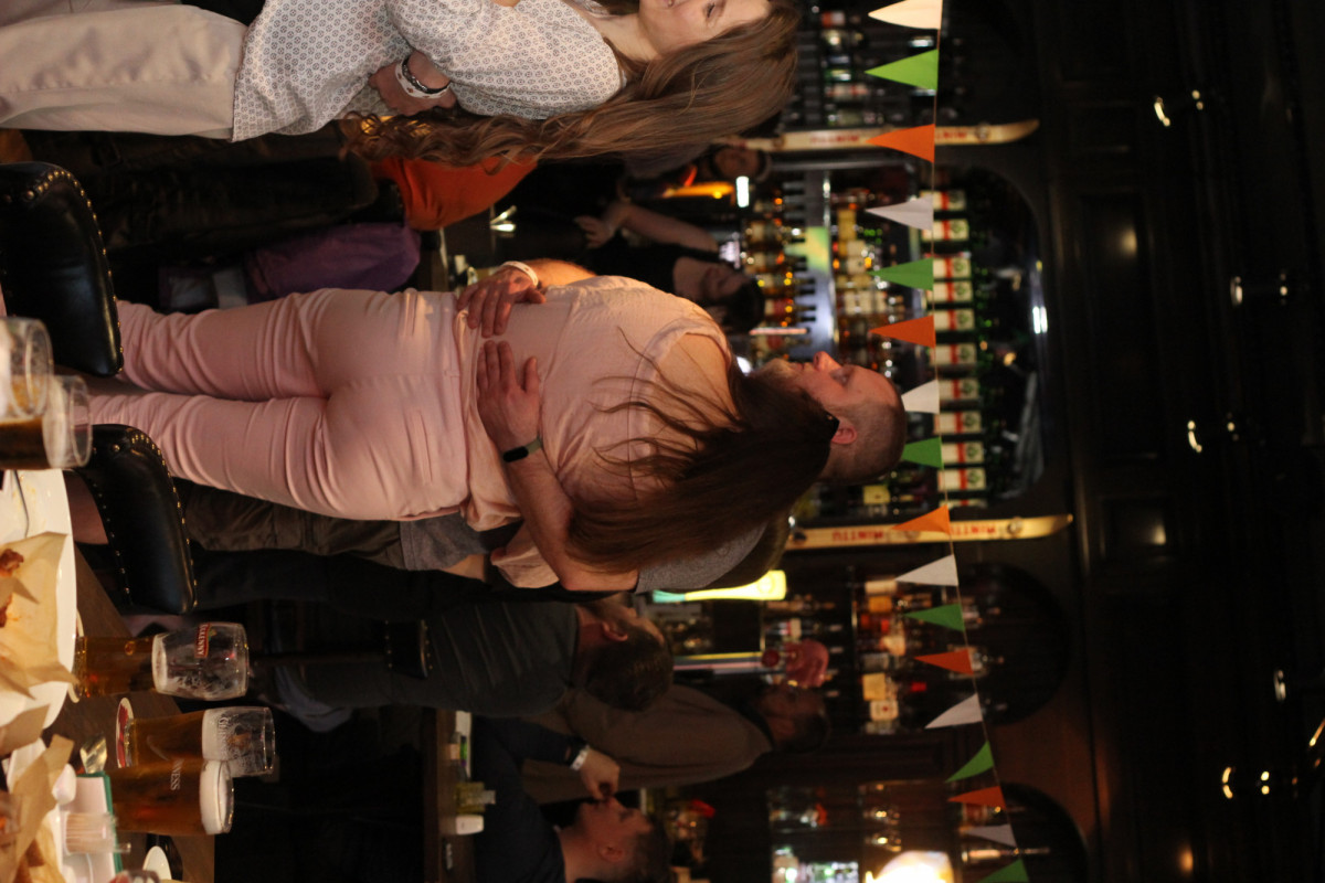 Группа Анимация в Red Finch Pub 